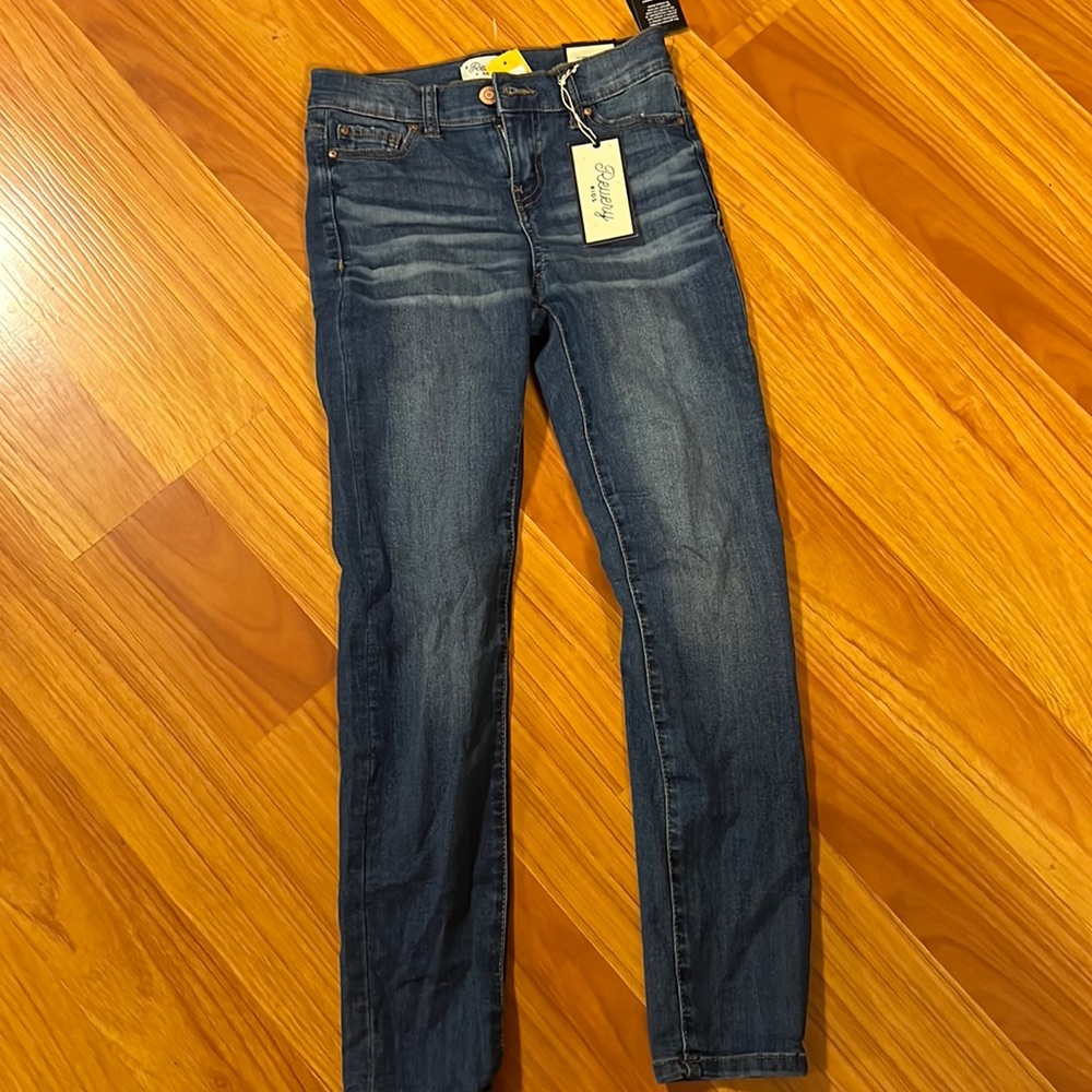 Revery kids jeans size 10 NWT